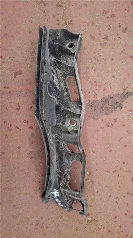 Volkswagen Passat B6 Jobb oldali sérült lámpa rögzítő 3C0 807 890 3c0807890 4. kép