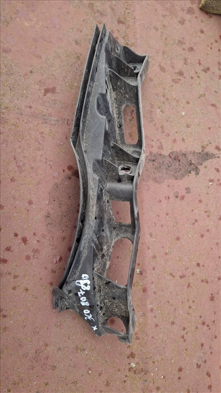 Volkswagen Passat B6 Jobb oldali sérült lámpa rögzítő 3C0 807 890 3c0807890 1. kép