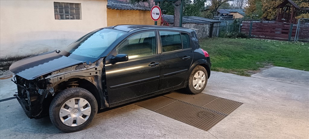 Renault Mégane 2 1,5dci 80le bontott alkatrészek  1. kép