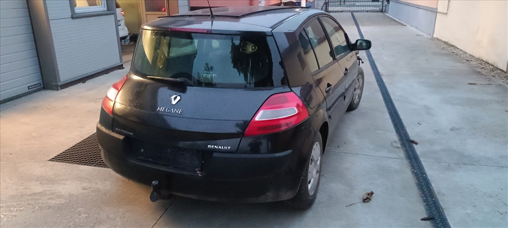 Renault Mégane 2 1,5dci 80le bontott alkatrészek  2. kép