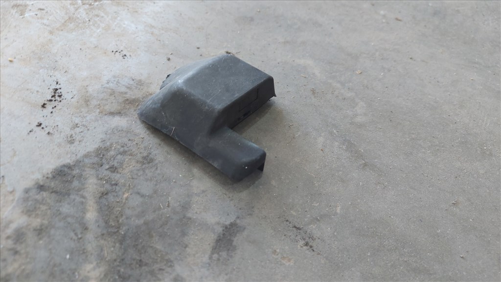 Ford Transit Tranzit MK6 MK7 00 Alsó zsanér burkolat takaró védő 6482 yc1523106bg 3. kép