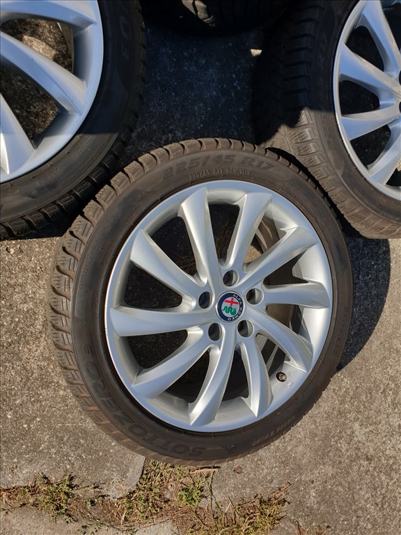 17" 5x110 Alfa Romeo Giulia 3. kép