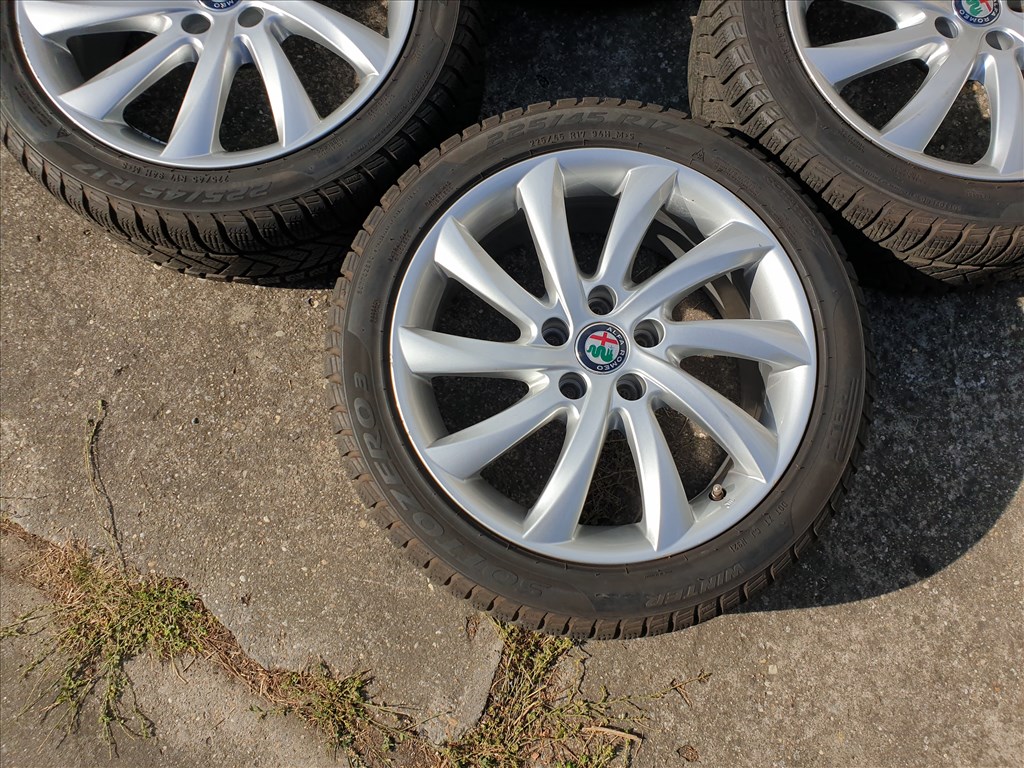 17" 5x110 Alfa Romeo Giulia 4. kép