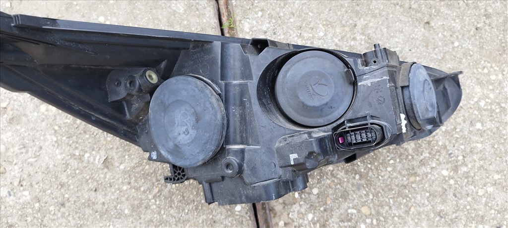Ford Focus Mk3 bal oldali fényszóró  f1eb13w030ad 4. kép