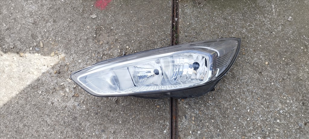 Ford Focus Mk3 bal oldali fényszóró  f1eb13w030ad 1. kép