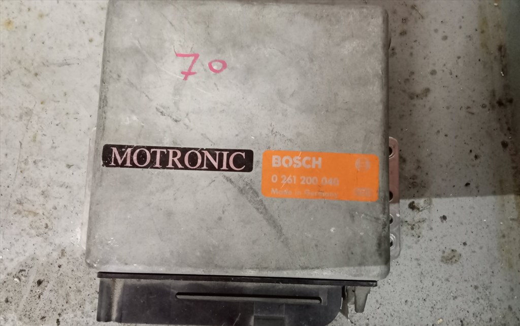 BMW 7-es sorozat E23 Motor ecu multitronic 0261200040 1. kép