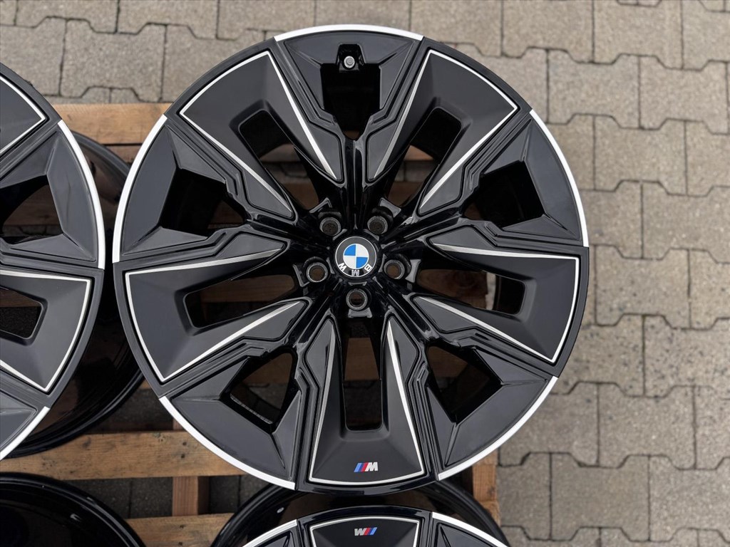 R21 5x112 Original BMW 7er i7 G70 M909 gyári kétszéles felnik, alufelnik + Szenzorok 5. kép