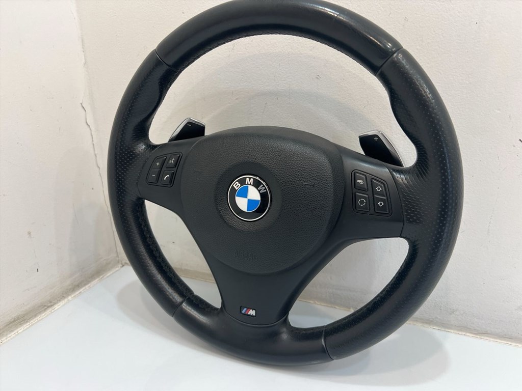 BMW E90 E91 E92 E93 E87 E88 E82 M sport Kormány  3. kép