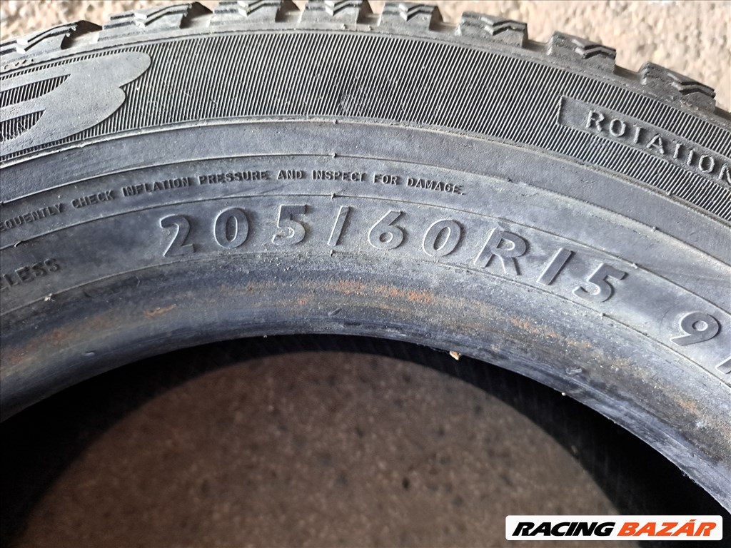 2db 205/60 R15 Dunlop SP Winter Sport M3 Téli gumi eladó! ára! 5000Ft/db Állapota: 5-6mm minta 7. kép