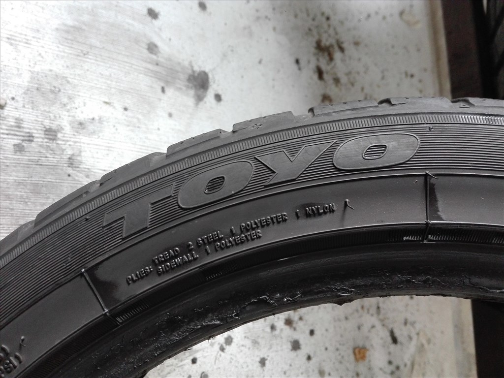 215/45R17 Toyo téli gumi garnitúra 215/45 r17 6. kép