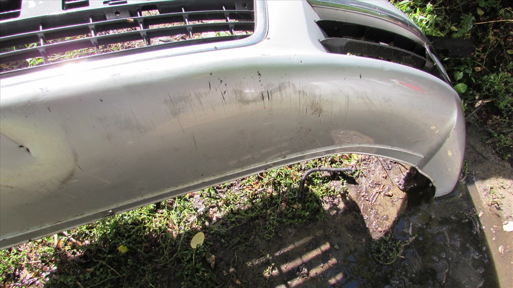 Audi A6 (C6 - 4F) Első lökhárító (70) 4. kép