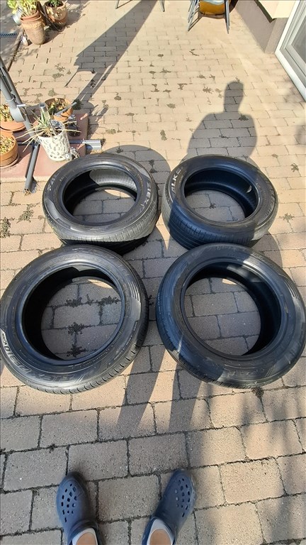  4db. 235/55 R17 103V Falken Zeix ZE310 Nyári gumi DOT 0621 5,0mm bordamélység 9. kép