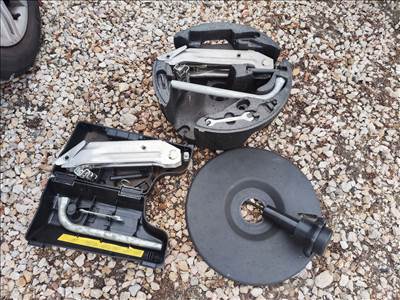 Audi VW gyári emelő készlet 