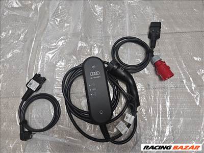 Audi etron Q4 2x16A gyári uj töltő szett 8v4971675ap