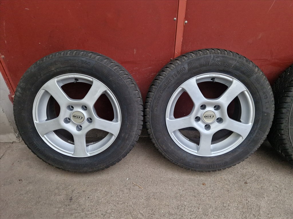  5x110 lyukosztású 15" újszerű alufelni, rajta 195/65 használt Continental téli gumi gumi  2. kép