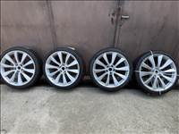 Tesla Model 3 Sport 20" téli kerék garnitúra 235/35 R20 Pirelli Sottozero 3 új 1044227-00-D