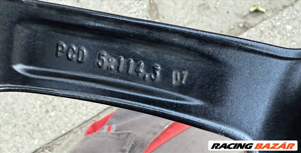  5x114.3 lyukosztású 18" újszerű alufelni 6. kép