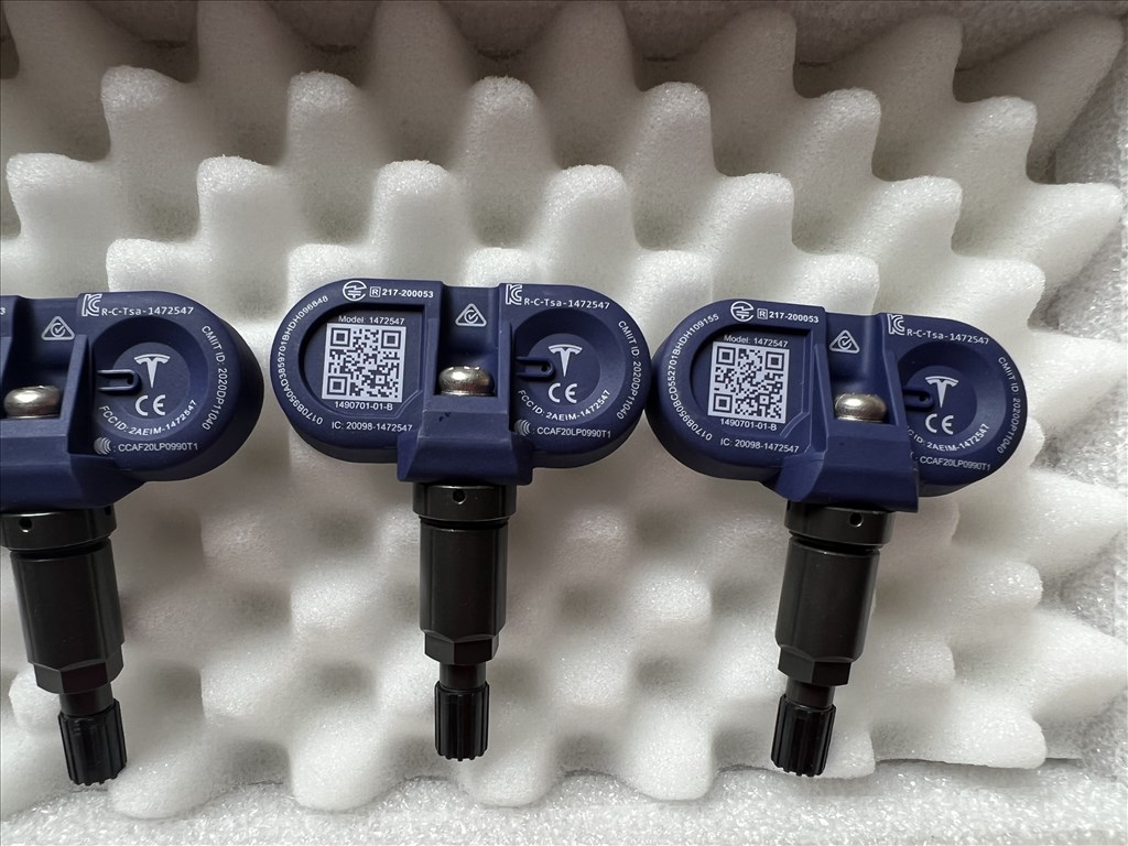 Tesla Tpms BLE szenzor, Tesla bluetooth szenzor fekete Gyári új 4db 3. kép