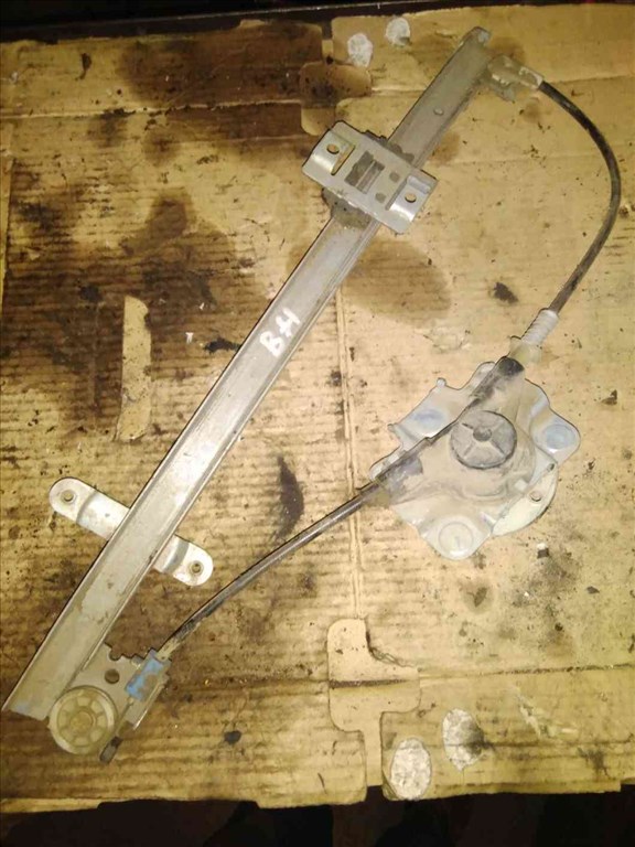 Suzuki Swift II 92-03 Bal Hátsó Ablakemelõ Szerkezet Mechanikus 2. kép