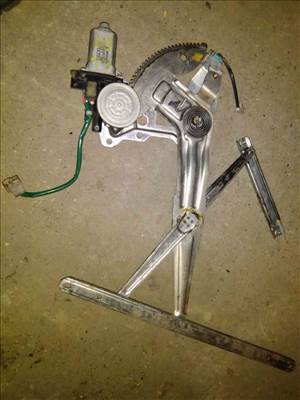 Mitsubishi L200 98-05 Jobb Első Ablakemelő Szerkezet Elektromos MR144596