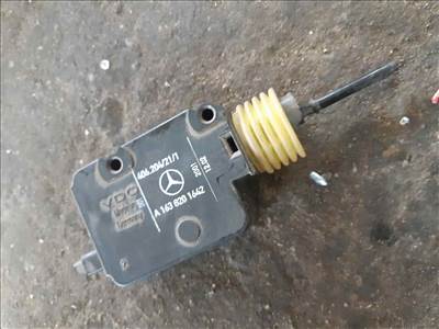 Mercedes ML 270 Tankajtó Zár Motor