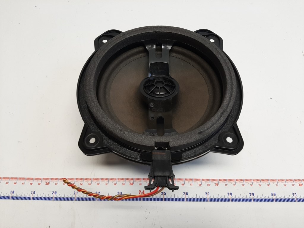 Audi A3 (8P) bal hátsó hangszóró 8H0035411 1. kép