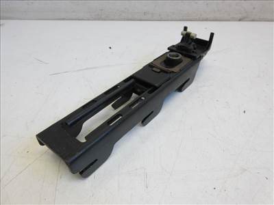 Seat Toledo (1M) első biztonságiöv magasságállító 3B0857819B