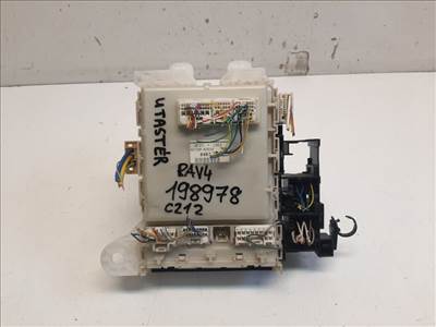 Toyota Rav 4 (XA30) biztosítéktábla utastér 8273042010