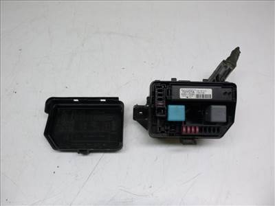 Toyota Verso-S  biztosíték doboz 8266252660