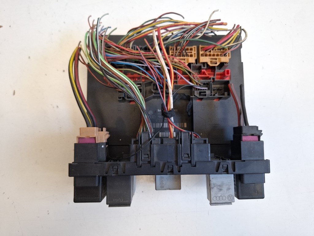 Volkswagen golf v (1k) komfort elektronika 3C0937049AJ 3. kép