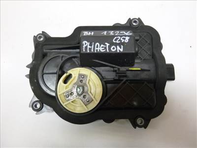 Volkswagen Phaeton bal hátsó ajtózár szervó motor 3D0837059B