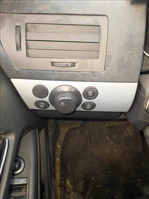 Opel astra h világítás kapcsoló 