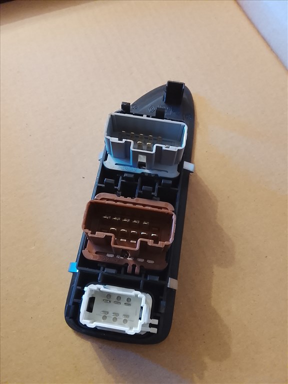 Renault Laguna II ablakemelő kapcsoló  2. kép