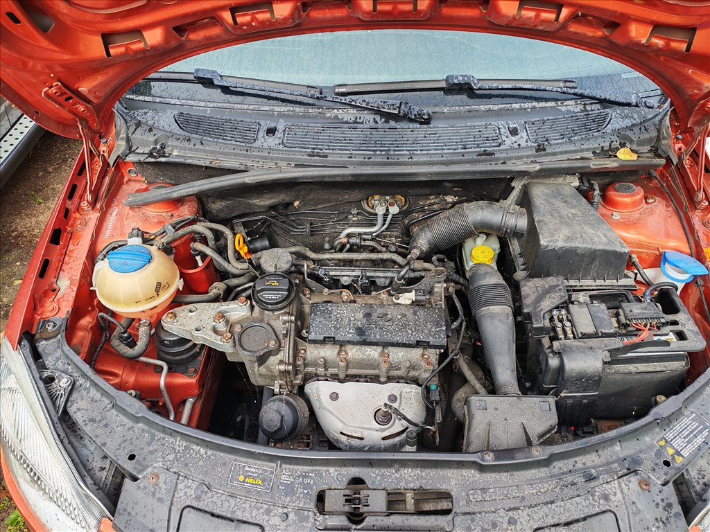 Skoda Fabia II Combi 1.2 HTP motor BZG kóddal, 154415km-el eladó bzg1212 vwpolo9n3 4. kép