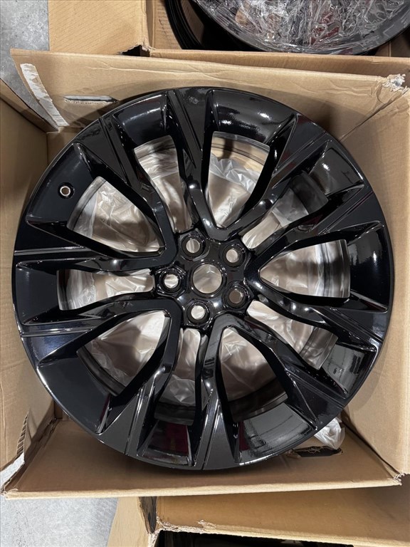 R22 Original Land rover 9.5J ET49 - KK62-1007-AA - 1db alufelni felni 1. kép