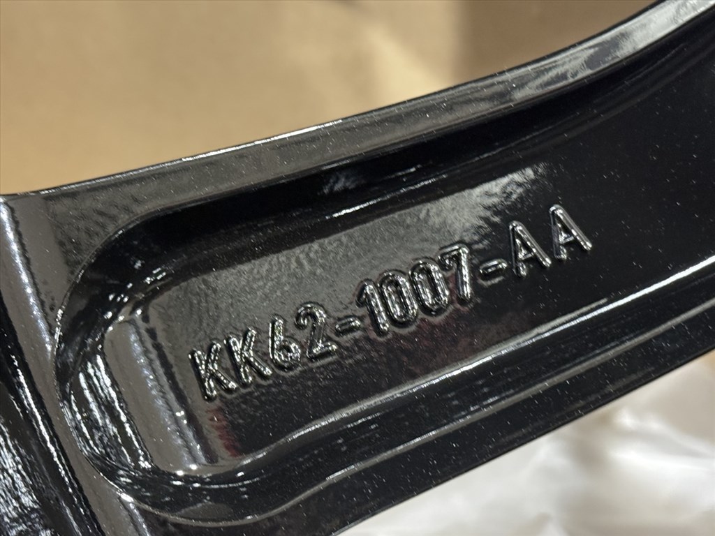 R22 Original Land rover 9.5J ET49 - KK62-1007-AA - 1db alufelni felni 9. kép