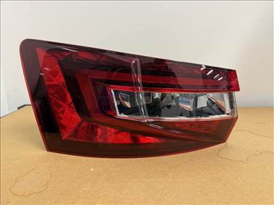 Skoda Superb 3V9 kombi bal hátsó LED Lámpa 3V99452 3v9945207