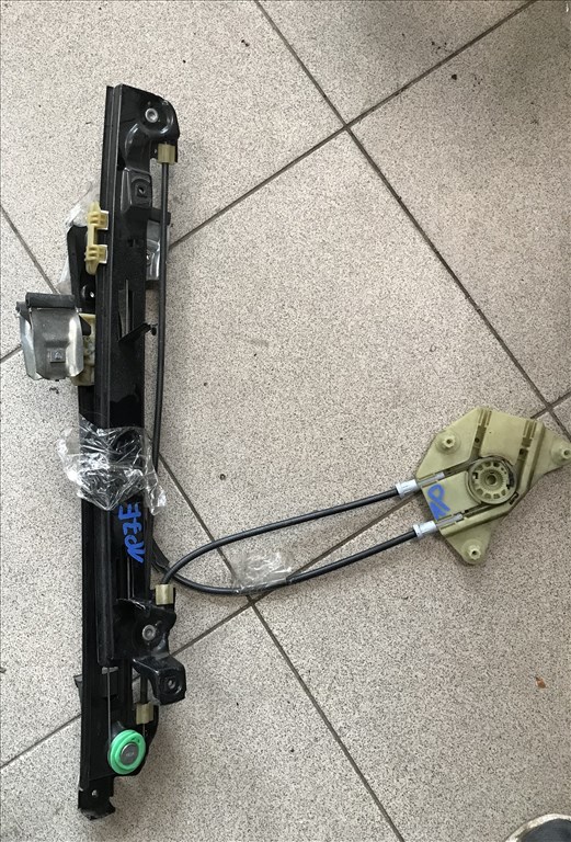 Seat León II jobb első ablakemelő szerkezet 1. kép