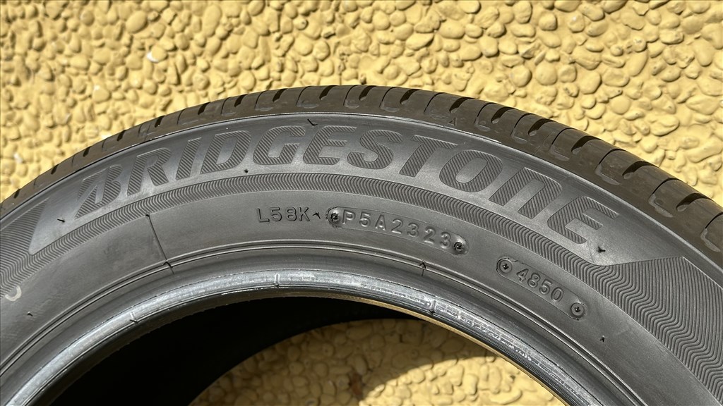 Bridgestone Ecopia EP150 205/55R16 nyári gumi szett 1. kép