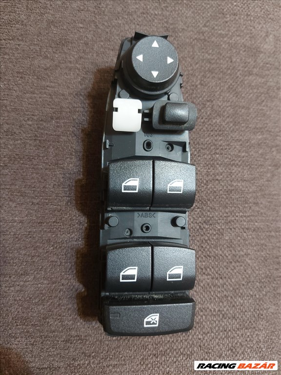 BMW 5-ös, F07, F10, F11, X3, F25, X4, F26, X5, F15, X6, F16 ablakemelő kapcsoló  9208109 1. kép