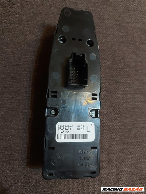BMW 5-ös, F07, F10, F11, X3, F25, X4, F26, X5, F15, X6, F16 ablakemelő kapcsoló  9208109 2. kép