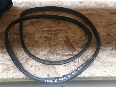 Fiat Grande Punto Bal Első Ajtó Gumikéder