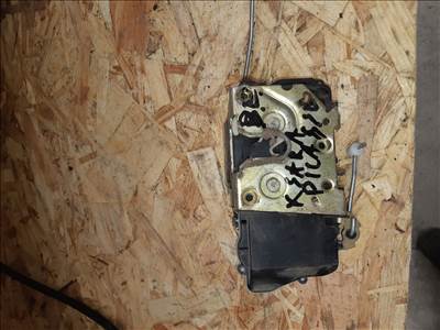 Citroen Xsara Picasso Bal Első Ajtó Zárszerkezet  Központizár Motor