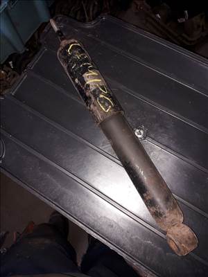 Opel Campo Első Lengéscsillapító