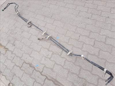 Mitsubishi Outlander  üzemanyagcső