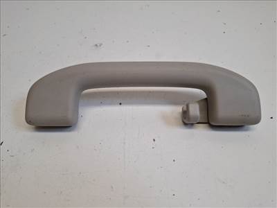 Nissan Leaf (ZE1) bal hátsó kapaszkodó