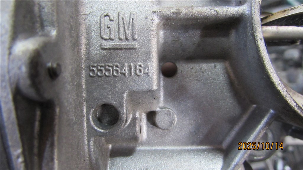 Opel Zafira C Tourer 2013 2.0D A20DTH fojtószelepház  55564164 2. kép