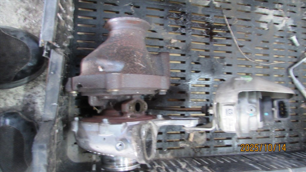 Opel Zafira C Tourer 2013 2.0D A20DTH turbó elektronikával 55581063 3. kép