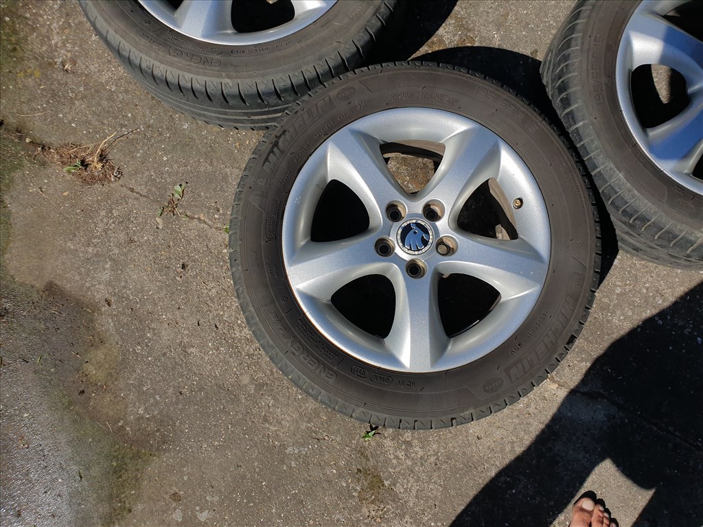 15" 5x100 Skoda Fabia 4. kép