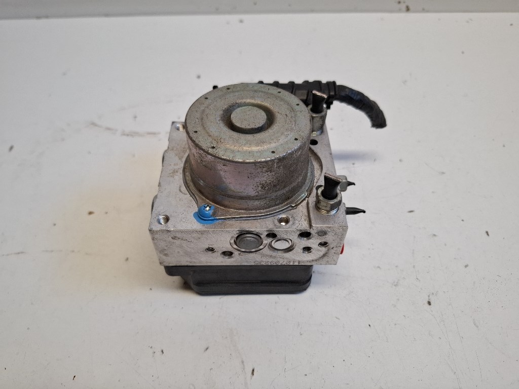 Suzuki Ignis  ABS 5611062RF 11604040701 3. kép